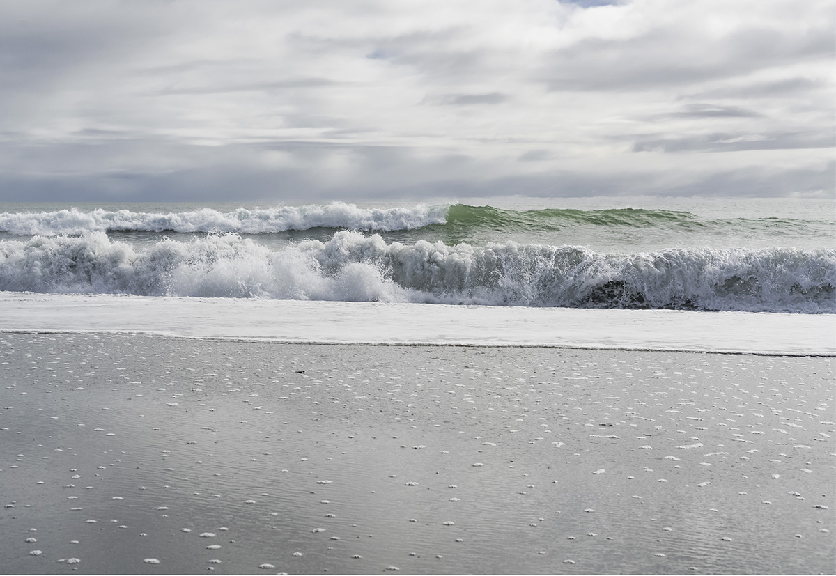 Tumble (2021), by Maurice Lye, type C print, 800 x 550mm